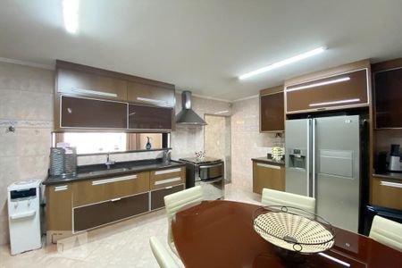 Casa para alugar com 405m², 3 quartos e 6 vagas Casa para alugar com 405m², 3 quartos e 6 vagasCozinha