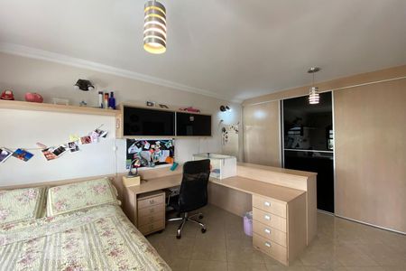 Casa para alugar com 405m², 3 quartos e 6 vagas Casa para alugar com 405m², 3 quartos e 6 vagasQuarto 2