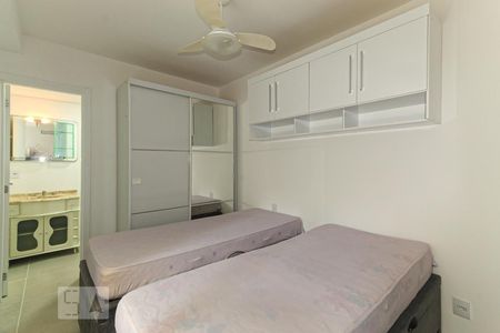 Quarto de kitnet/studio para alugar com 1 quarto, 38m² em Cidade Baixa, Porto Alegre