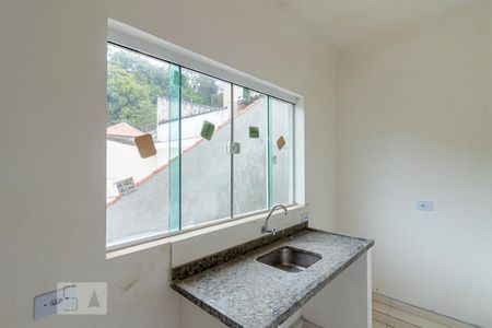 Cozinha de casa para alugar com 1 quarto, 30m² em Cambuci, São Paulo