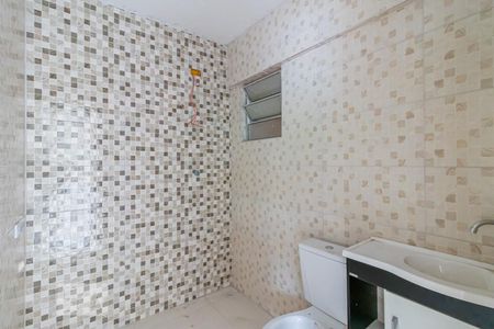 Banheiro de casa para alugar com 1 quarto, 30m² em Cambuci, São Paulo