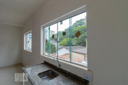 Cozinha de casa para alugar com 1 quarto, 30m² em Cambuci, São Paulo