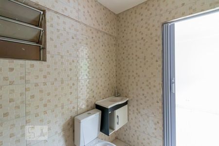 Banheiro de casa para alugar com 1 quarto, 30m² em Cambuci, São Paulo