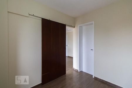 Quarto de apartamento para alugar com 1 quarto, 35m² em Vila Tolstoi, São Paulo