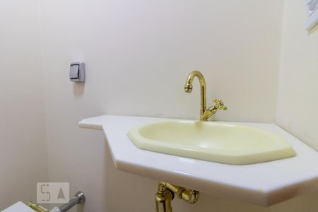 Lavabo  de apartamento para alugar com 3 quartos, 121m² em Vila Santa Teresa, Santo André