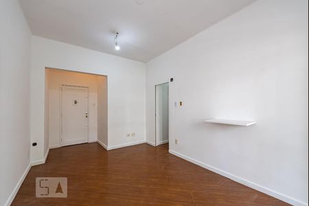 Sala de apartamento para alugar com 3 quartos, 100m² em Leblon, Rio de Janeiro