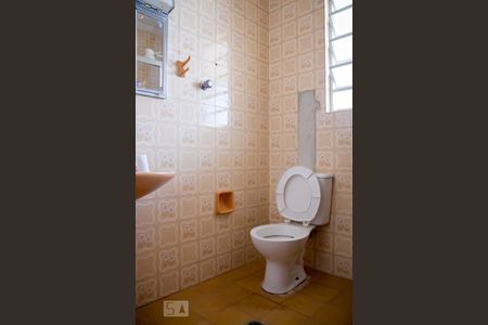 Banheiro Social de casa à venda com 2 quartos, 140m² em Vila Vivaldi, São Bernardo do Campo