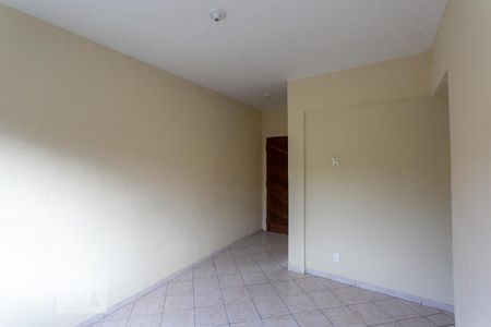 Sala de apartamento à venda com 3 quartos, 60m² em Fernão Dias, Belo Horizonte