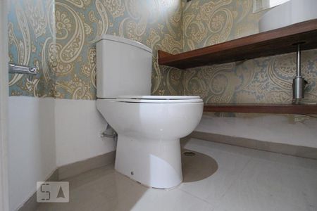 Lavabo de apartamento para alugar com 4 quartos, 160m² em Moema , São Paulo