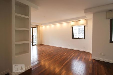 Sala de apartamento para alugar com 4 quartos, 160m² em Moema , São Paulo