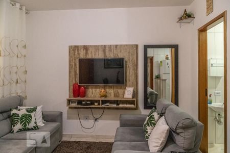 Sala de apartamento para alugar com 2 quartos, 50m² em Vila Domitila, São Paulo