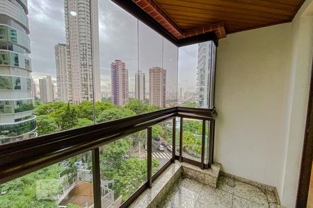 Varanda de apartamento à venda com 3 quartos, 140m² em Jardim Anália Franco, São Paulo