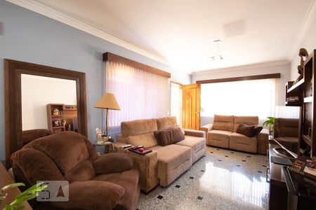 Sala de casa à venda com 6 quartos, 240m² em Cipava, Osasco