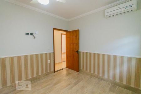 Quarto 1 de casa à venda com 3 quartos, 250m² em Vila Joaquim Inácio, Campinas