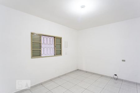 Quarto de casa para alugar com 2 quartos, 110m² em Umuarama, Osasco