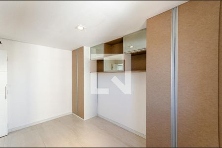 Quarto 2 de apartamento para alugar com 2 quartos, 53m² em Piqueri, São Paulo