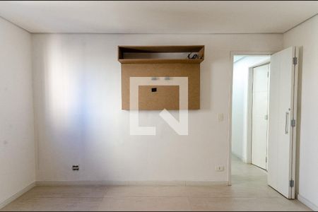 Quarto 2 de apartamento para alugar com 2 quartos, 53m² em Piqueri, São Paulo