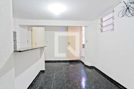 Sala de casa para alugar com 1 quarto, 42m² em Jardim Peri, São Paulo