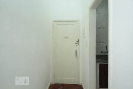 Entrada de kitnet/studio à venda com 1 quarto, 40m² em Glória, Rio de Janeiro