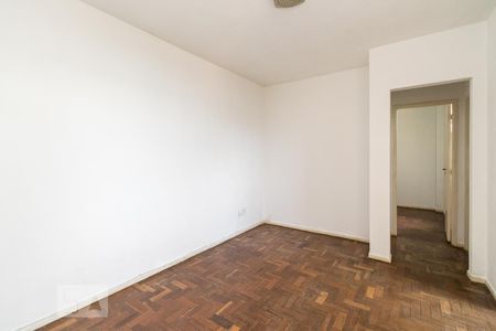 Sala de apartamento para alugar com 1 quarto, 42m² em Parada de Lucas, Rio de Janeiro