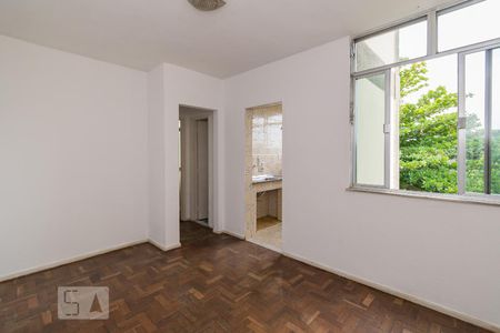 Sala de apartamento para alugar com 1 quarto, 42m² em Parada de Lucas, Rio de Janeiro