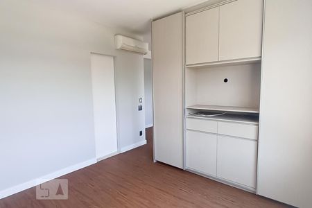 Suíte de apartamento para alugar com 1 quarto, 44m² em Melville Empresarial Ii, Barueri