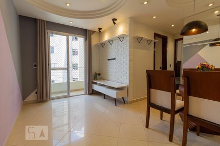 Sala de apartamento para alugar com 2 quartos, 60m² em Jardim Monte Alegre, São Paulo