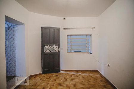 Sala / Quarto de casa para alugar com 1 quarto, 42m² em Parque Imperial, São Paulo