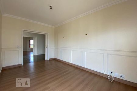 Sala de TV de apartamento para alugar com 4 quartos, 393m² em Vila Suzana, São Paulo