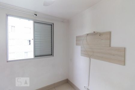 Quarto 1 de apartamento para alugar com 2 quartos, 45m² em Jardim Santa Teresinha, São Paulo