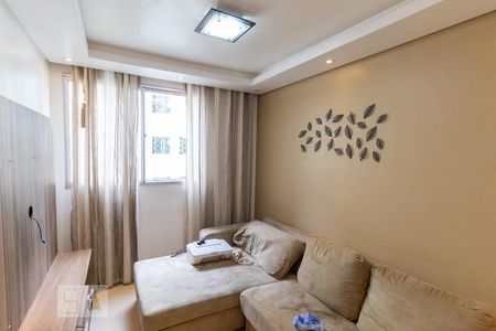 Sala de apartamento para alugar com 2 quartos, 45m² em Jardim Santa Teresinha, São Paulo