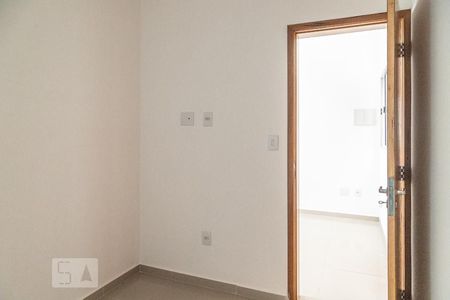 Quarto 1 de apartamento para alugar com 2 quartos, 45m² em Vila Costa Melo, São Paulo