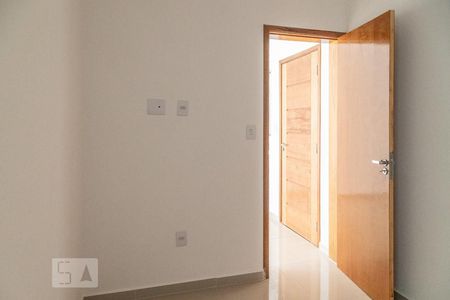 Quarto 1 de apartamento para alugar com 2 quartos, 45m² em Vila Costa Melo, São Paulo