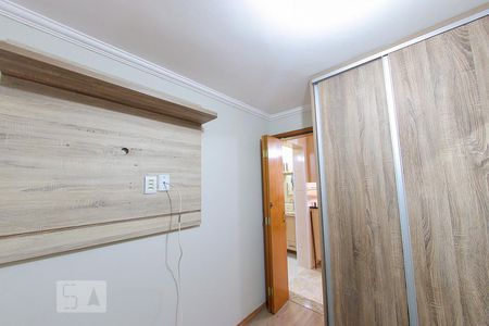 Quarto 1 de apartamento para alugar com 2 quartos, 50m² em Vila Sabrina, São Paulo