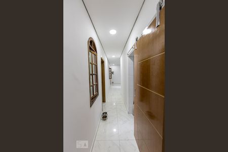 Corredor de apartamento para alugar com 2 quartos, 100m² em Pari, São Paulo