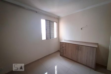 Quarto 2 de apartamento para alugar com 2 quartos, 50m² em Jardim Ângela (zona Leste), São Paulo