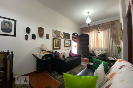 Sala de casa à venda com 4 quartos, 180m² em Jardim Taboao, São Paulo