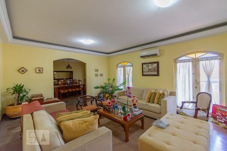 Sala de Estar de casa à venda com 3 quartos, 280m² em Jardim Leonor, Campinas