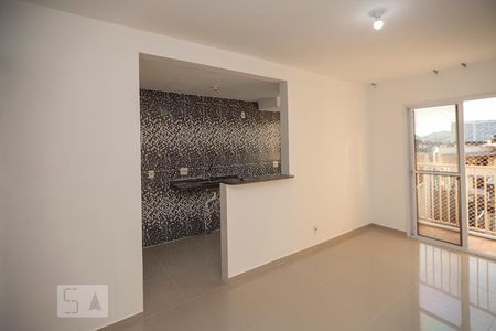 Sala de apartamento para alugar com 2 quartos, 50m² em Todos Os Santos, Rio de Janeiro