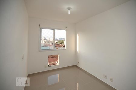 Suíte de apartamento para alugar com 2 quartos, 50m² em Todos Os Santos, Rio de Janeiro