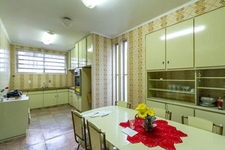 Casa para alugar com 180m², 4 quartos e 3 vagas Casa para alugar com 180m², 4 quartos e 3 vagasCozinha