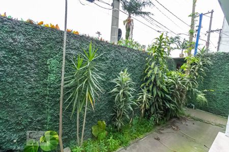 Casa para alugar com 180m², 4 quartos e 3 vagas Casa para alugar com 180m², 4 quartos e 3 vagasVista