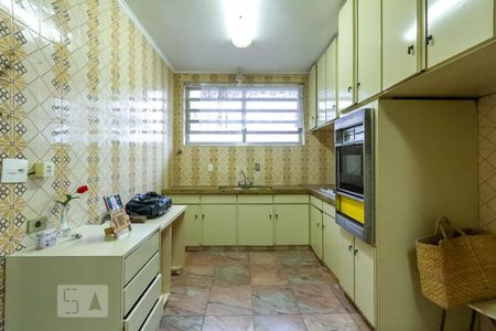 Casa para alugar com 180m², 4 quartos e 3 vagas Casa para alugar com 180m², 4 quartos e 3 vagasCozinha