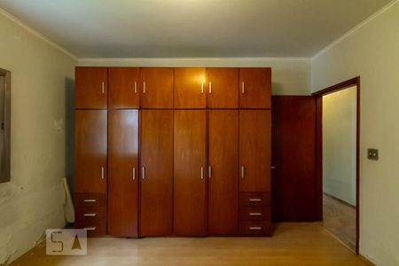 Casa para alugar com 180m², 4 quartos e 3 vagas Casa para alugar com 180m², 4 quartos e 3 vagasQuarto 2