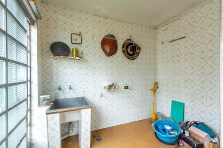 Casa para alugar com 180m², 4 quartos e 3 vagas Casa para alugar com 180m², 4 quartos e 3 vagasÁrea de serviço