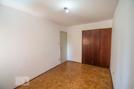 Quarto de apartamento para alugar com 1 quarto, 54m² em Cambuí, Campinas