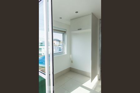 Área de Serviço de apartamento para alugar com 2 quartos, 117m² em Barra da Tijuca, Rio de Janeiro