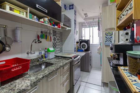 Cozinha de apartamento à venda com 2 quartos, 48m² em Presidente Altino, Osasco