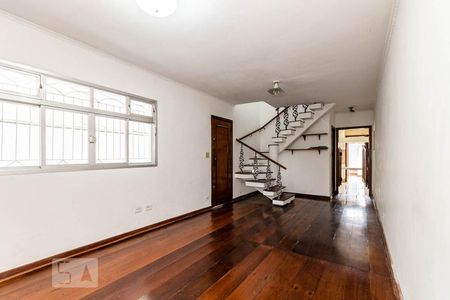 Sala  de casa para alugar com 2 quartos, 150m² em Artur Alvim, São Paulo
