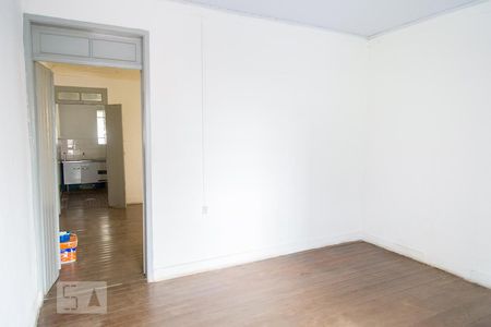 Quarto de casa para alugar com 1 quarto, 120m² em Chácara Califórnia, São Paulo